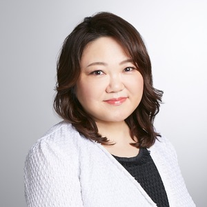 岡島 悦子 氏